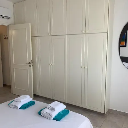 Kings Palace - Stylish, Modern 2 Bed With Sea Views Pafos